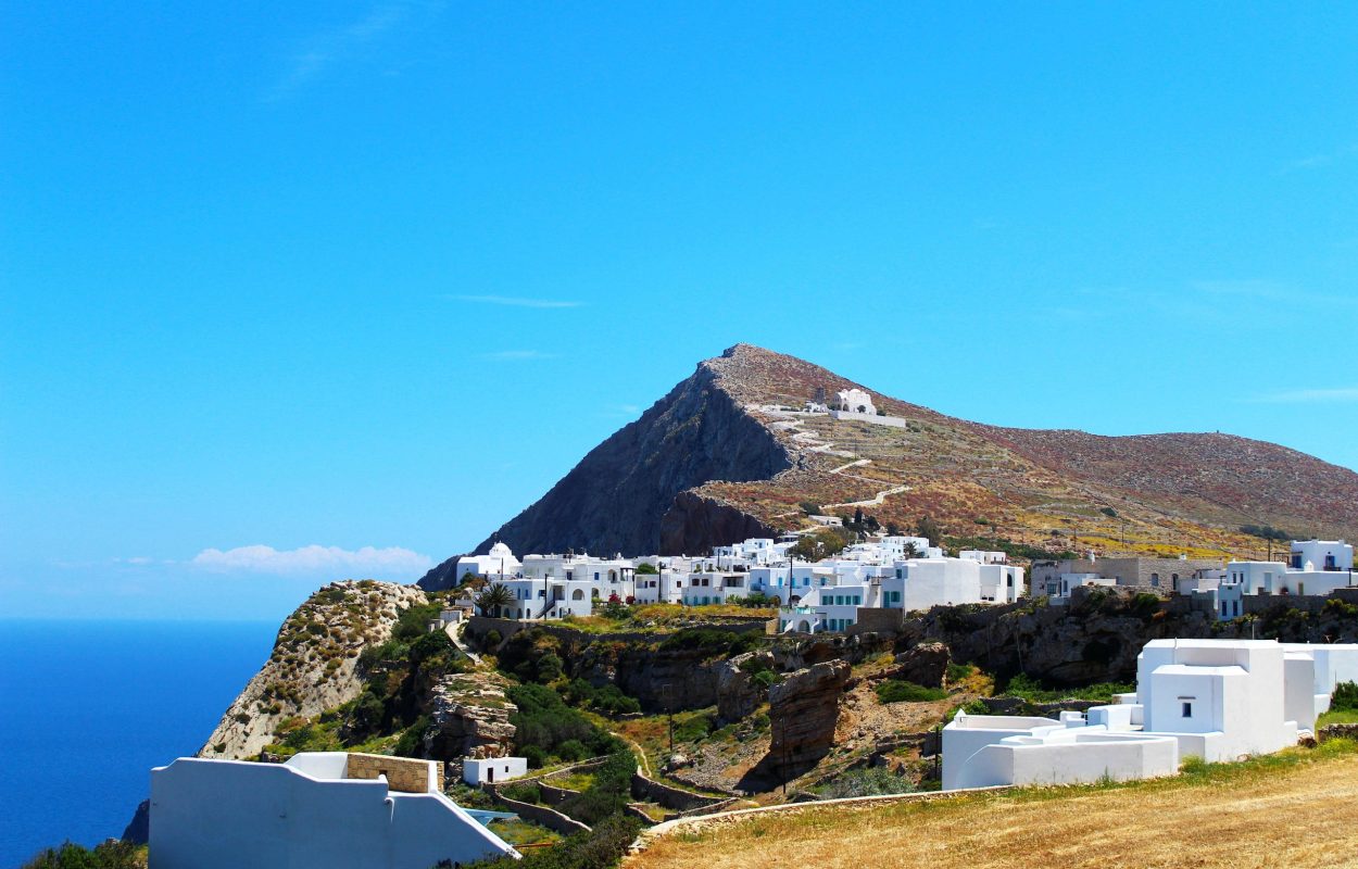 Φολέγανδρος: Το ηλιόλουστο καλωσόρισμα της αρχόντισσας των Κυκλάδων