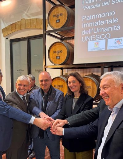 Η Σάμος και τα «κρασιά του ήλιου» της Ευρώπης