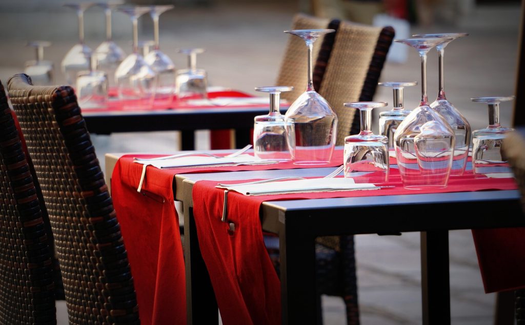 AI & Marketing: Η Νέα Εποχή σε Γαστρονομία και Τουρισμό