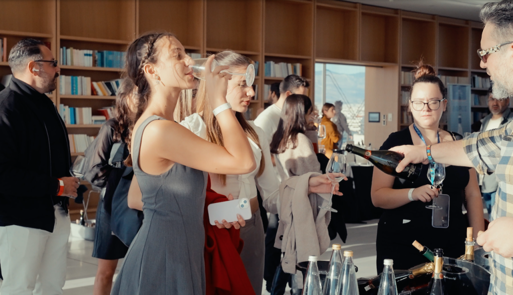 Αφρός και Νέκταρ: H “Φυσαλίδα” είναι Classic και δεν έχει εποχές!