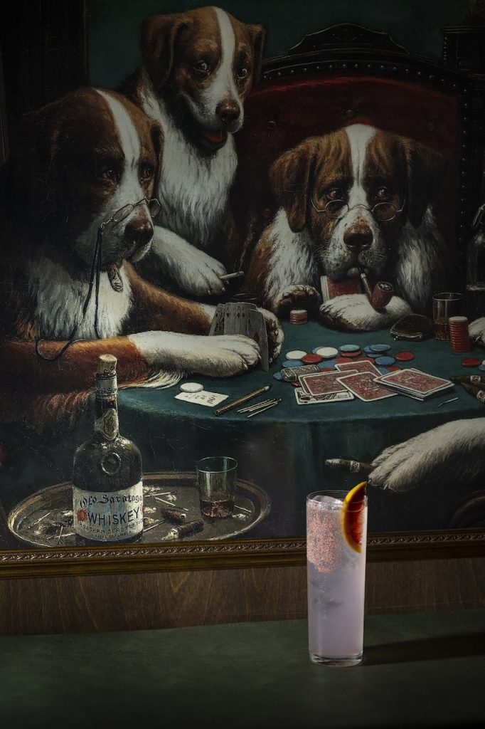 Στο 42Bar Athens επιστρέφουμε στη 'μπάρα' και το χαιρόμαστε!