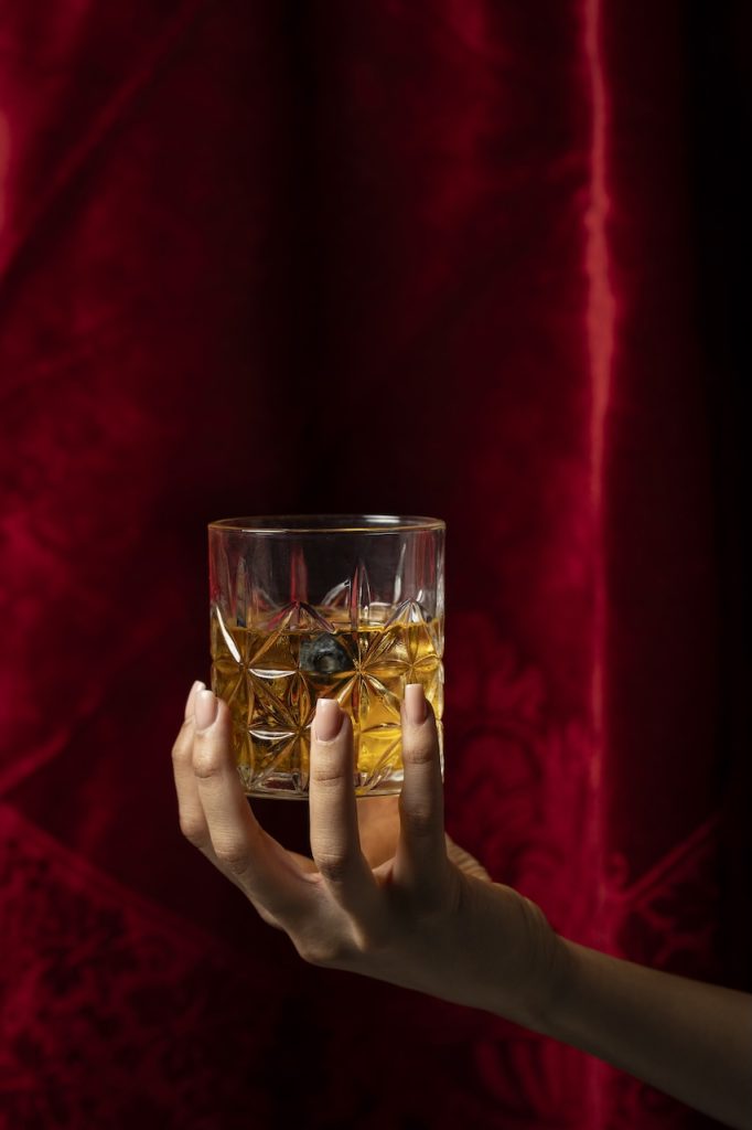 Στο 42Bar Athens επιστρέφουμε στη 'μπάρα' και το χαιρόμαστε!