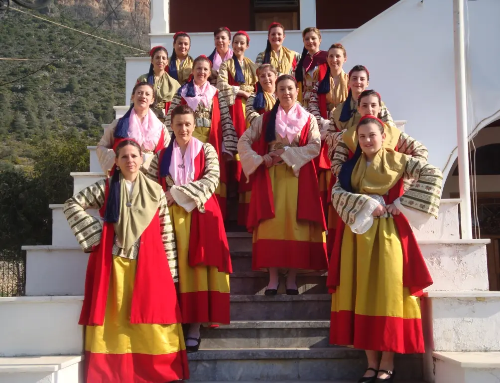 Πάσχα στο Λεωνίδιο: Ιστορία, φωτεινά αερόστατα και παραδόσεις